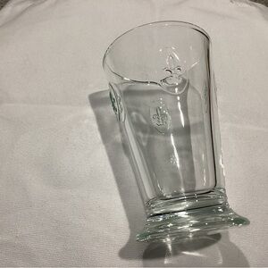 La Rochere Fluer de Lys clear glass tumbler.  Pre-owned.